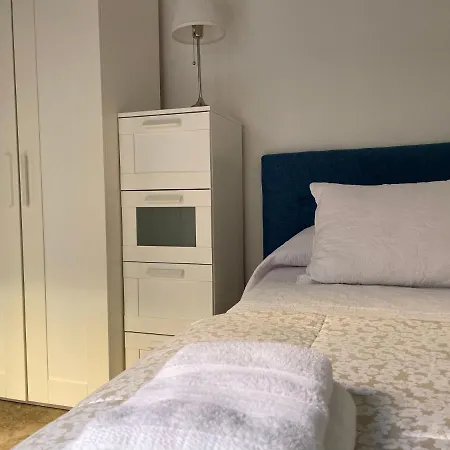 Ciudad Jardin Con Parking Apartment *