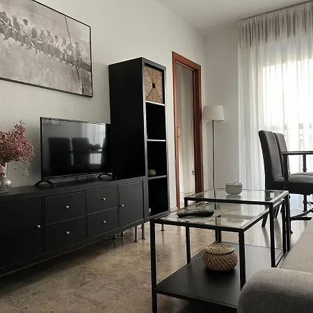 Ciudad Jardin Con Parking Cordoba