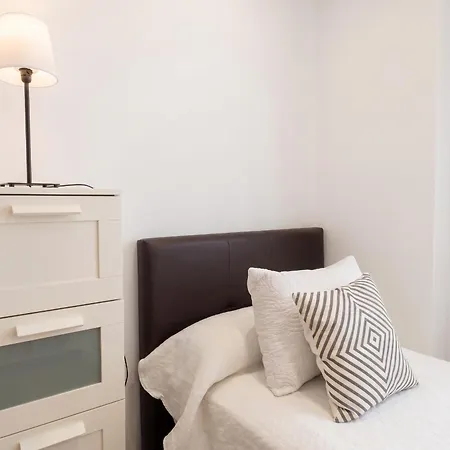 Ciudad Jardin Con Parking Apartment *