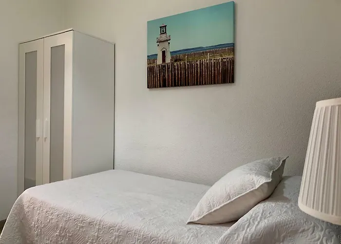 Apartman Ciudad Jardin Con Parking